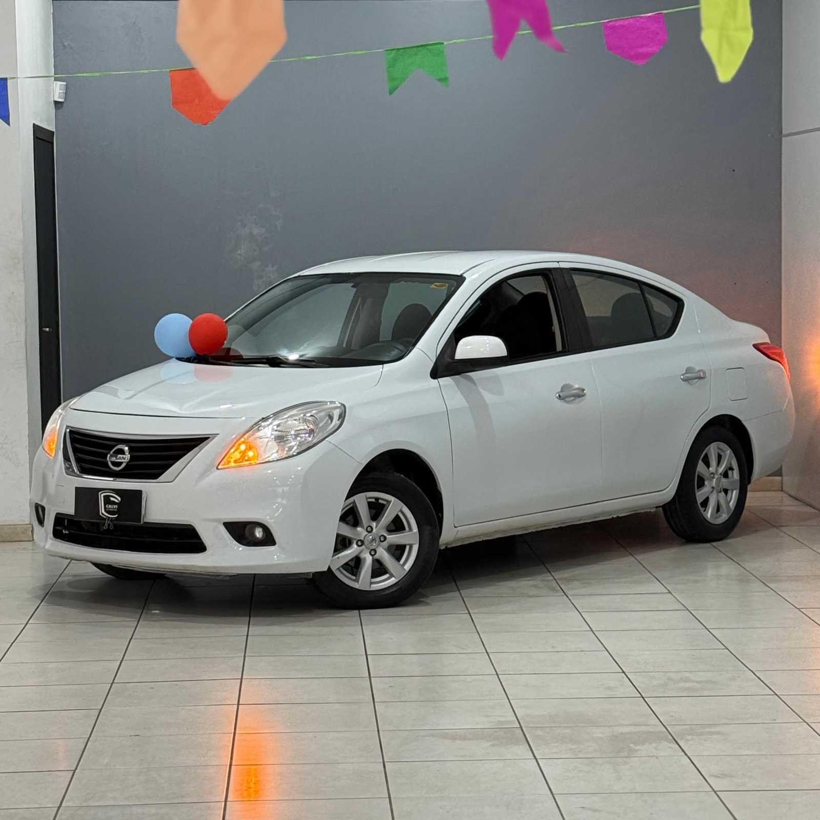 Nissan Versa SL 1.6 16v 2014