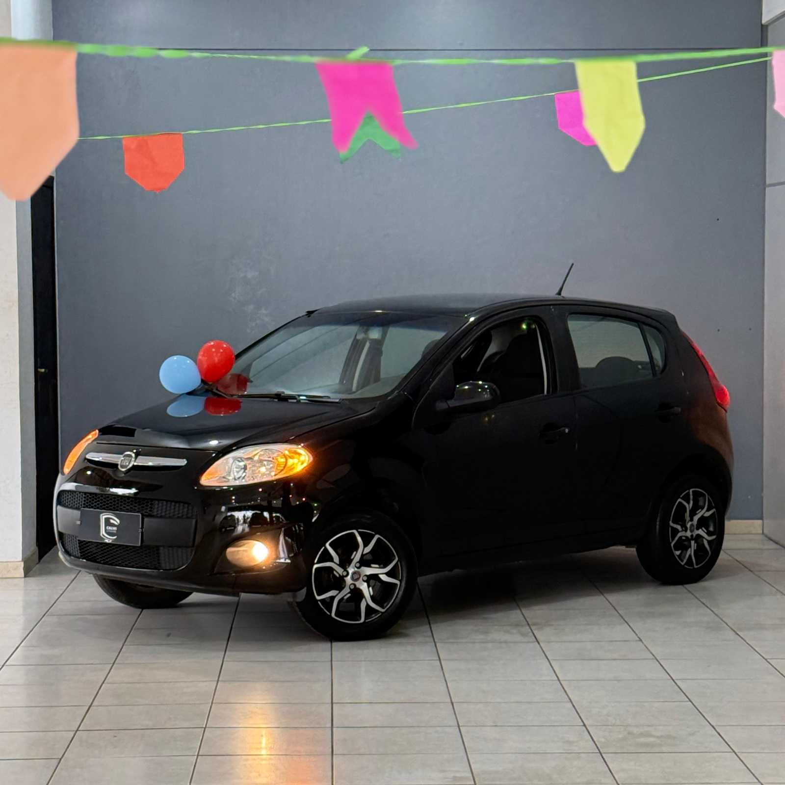 Fiat Palio Attractive 1.0 EVO Fire 8v 5p 2013